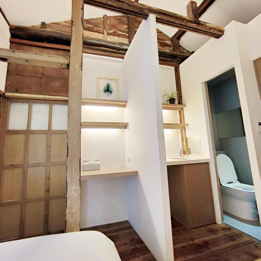 Jerry'S Mazehut Hostel ไถหนาน ภายนอก รูปภาพ